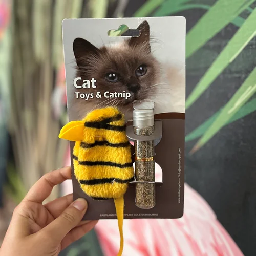 اسباب بازی گربه همراه کتنیپ