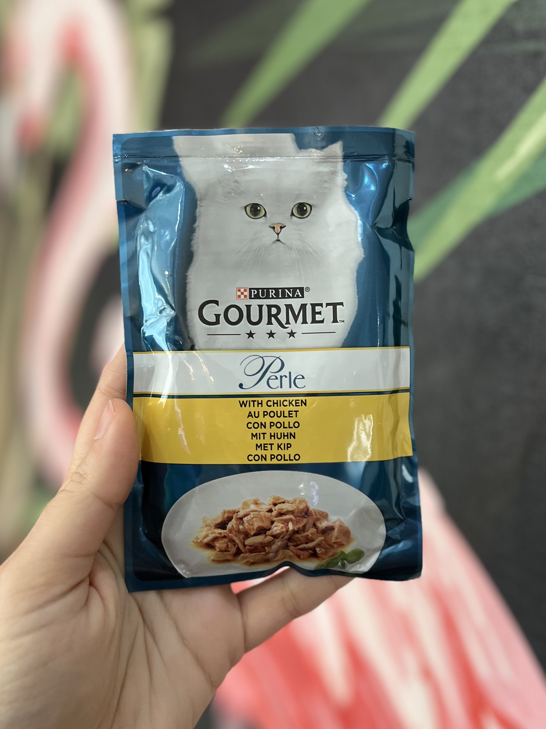 پوچ گربه گورمت پرله طعم مرغ ۸۵ گرم Gourmet Perle