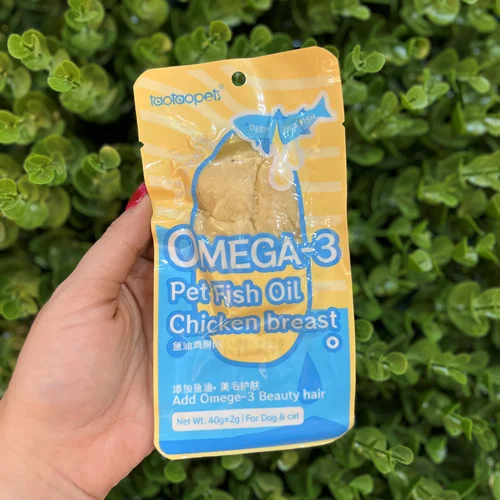 تشویقی سینه مرغ بخار پز با روغن ماهی مشترک گربه و سگ ۴۰ گرم