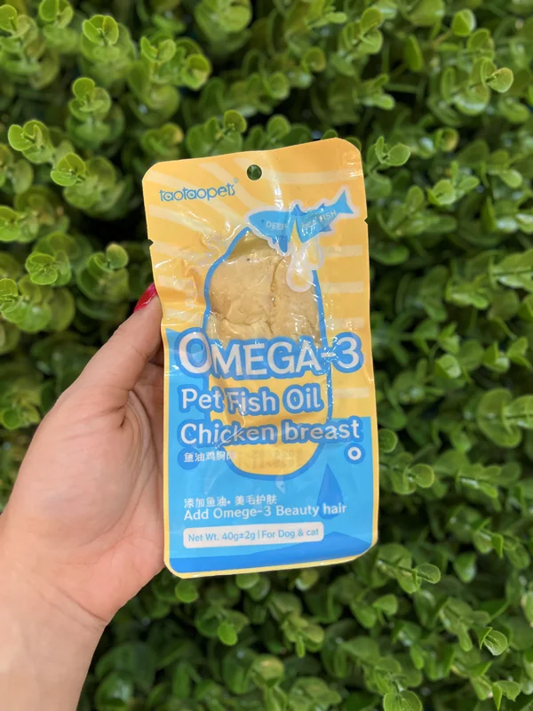 تشویقی سینه مرغ بخار پز با روغن ماهی مشترک گربه و سگ ۴۰ گرم