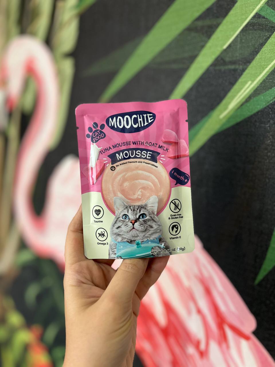 پوچ گربه موس ماهی تن و شیر بز  موچی 70 گرم Moochie Tuna Mousse with Goat Milk