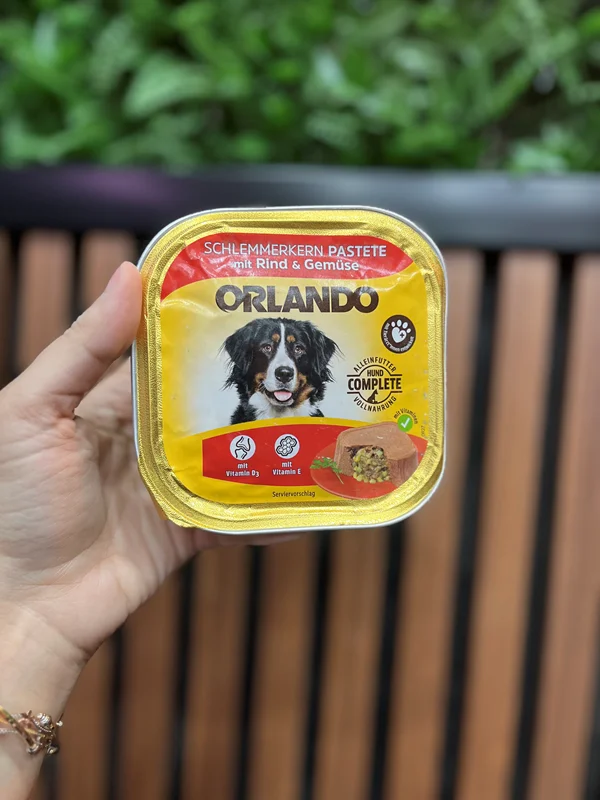 ووم سگ اورلاندو طعم بیف و سبزیجات ۳۰۰ گرم Orlando schlemmerkern pastete