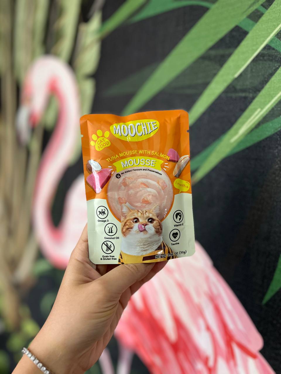 پوچ گربه موس ماهی تن و سالمون موچی 70 گرم Moochie Tuna Mousse with Salmon