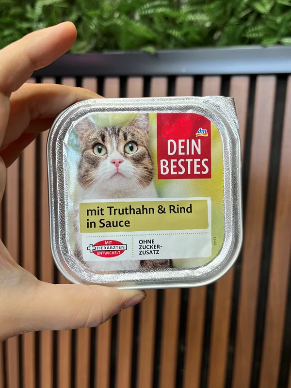ووم گربه دین بستس طعم بوقلمون و گوساله در سس 80 گرم Dein Bestes schalen-variation in sauce