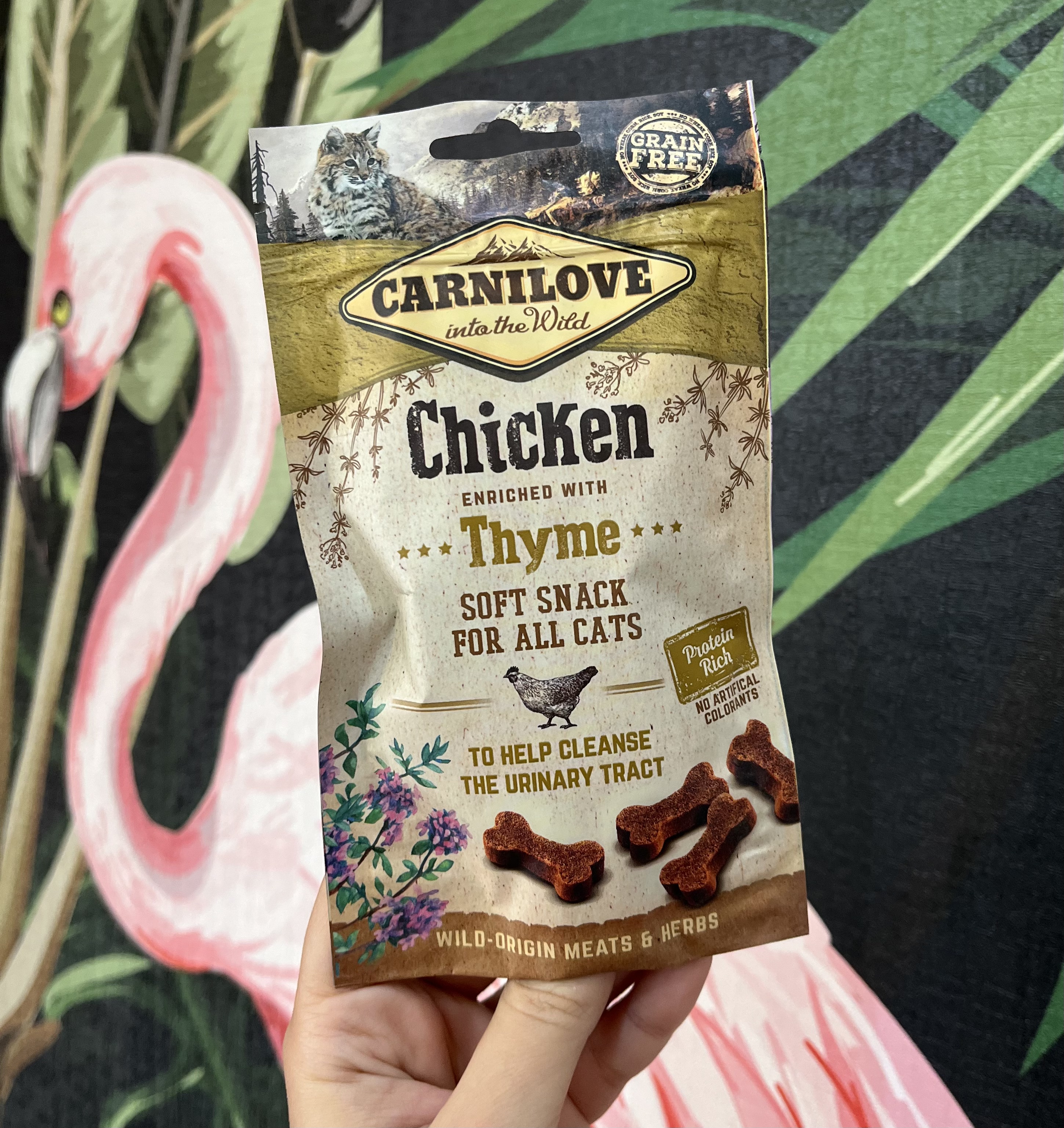 تشویقی نرم گربه تقویت دستگاه ادراری طعم مرغ و آویشن کارنی لاو ۵۰ گرم  Carnilove chicken with thyme