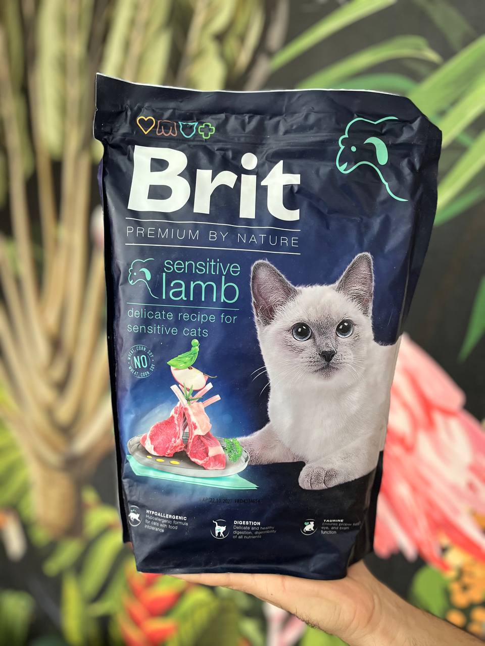 غذا خشک گربه بالغ مدل سنسیتیو با گوشت بره بریت کر 1.5 کیلوگرم Brit Premium by Nature Sensitive Lamb